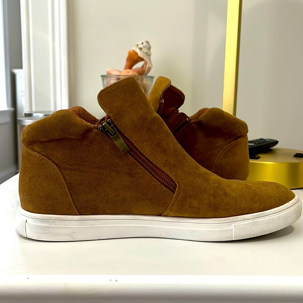 Dark beige Womens shoes size 9